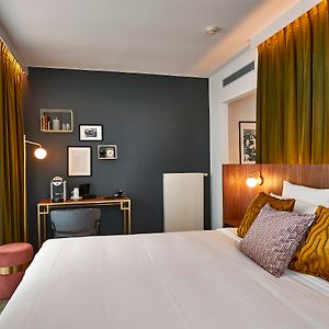 Deluxe Zimmer mit Kingsize-Bett